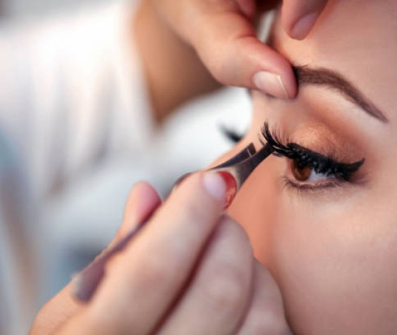 dramatic-set-lash-extension-brisbane