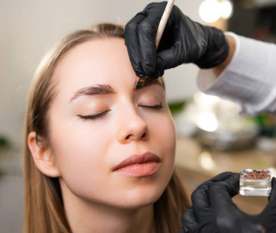 eyebrow-henna-tint-service-brisbane